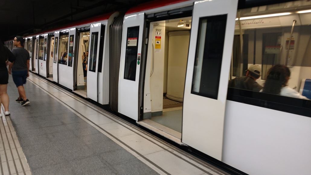 Metro Barcelona Metro Barcelona