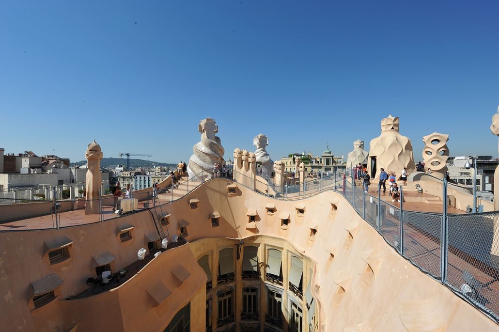 Casa Mila Dach Barcelona