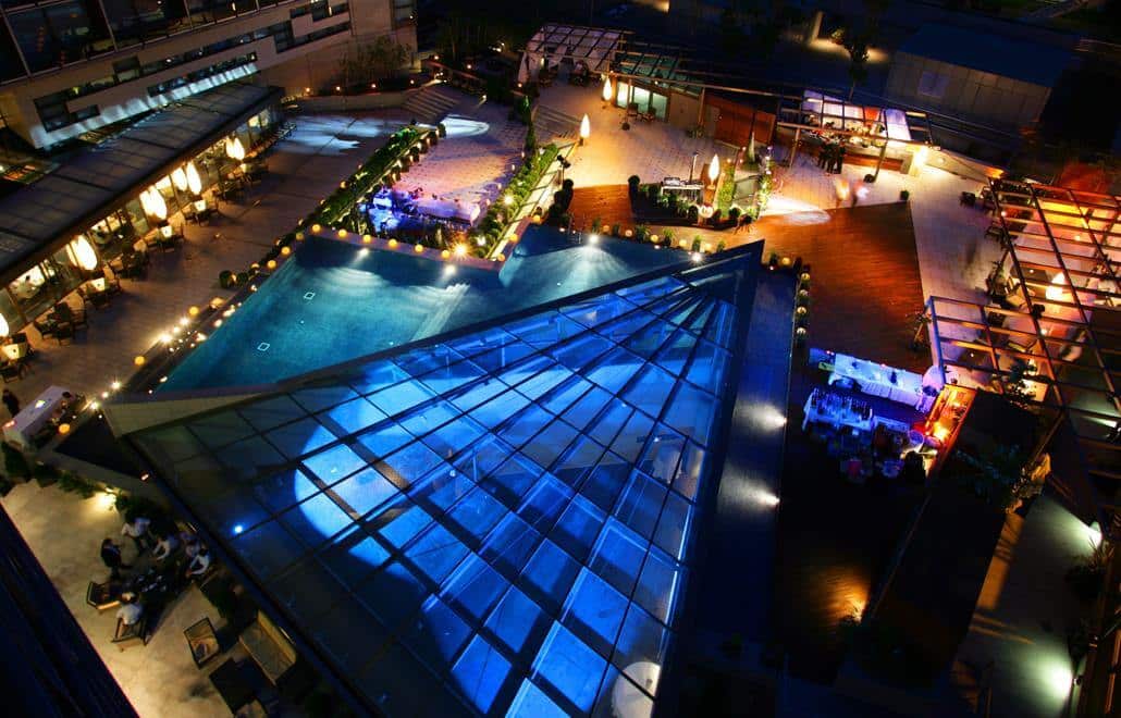 Hotel Pullman Barcelona Skipper Pool Bar