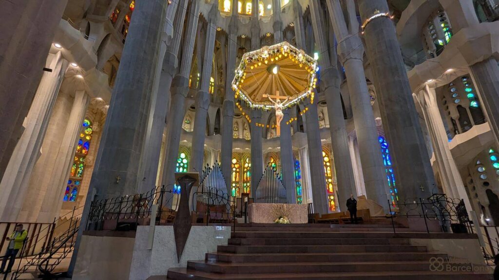 Sagrada Familia Apsis und Altar